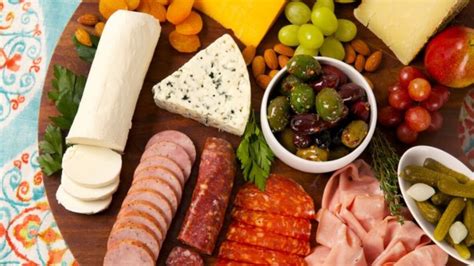 Council To Mull Vegan Platter Vs Cold Cuts In October Edmonton Cbc