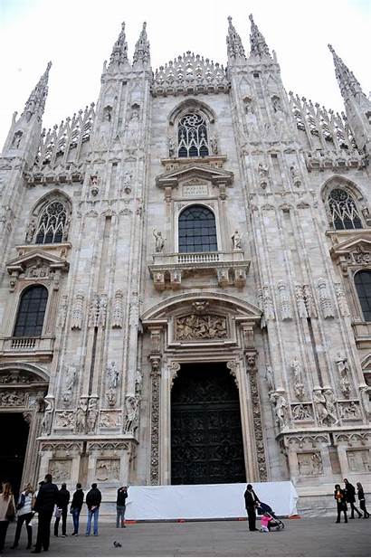 Duomo Milano Imbrattato