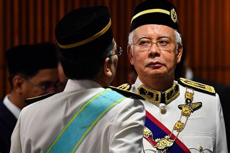 They were accused of committing the offences in their capacity as. Dari Perdana Menteri, Kini Najib Razak Jadi Anggota ...