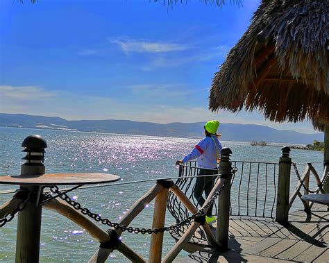 Pueblo MÁgico De Ajijic Jalisco México Lily Tour Líder