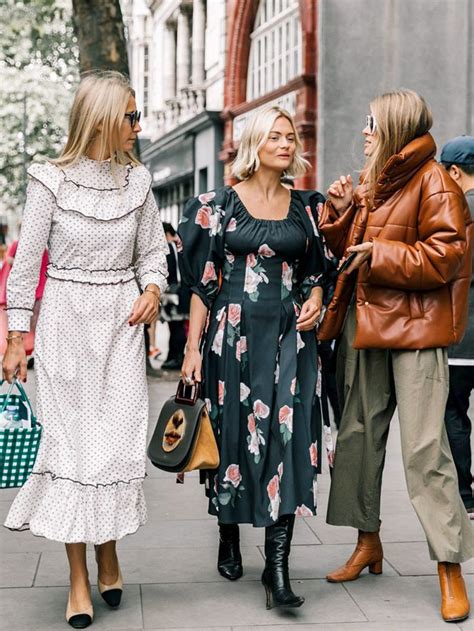 The Trends Fashion Insiders Are Ditching in 2018 | Who ...