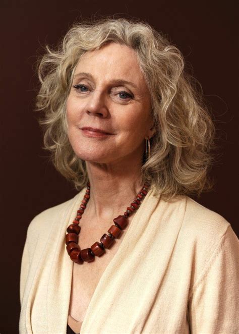 Blythe Danner Grace Blythe Danner Older Actresses Actors And Actresses Ageless Style Ageless