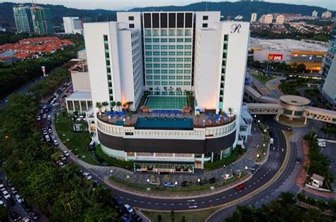 Cathay cineplex damansara, the cinema located at e@curve in petaling jaya, selangor is now known as mmcineplexes damansara pj. Hotel Royale Bintang Damansara, Petaling Jaya, Malaysia ...