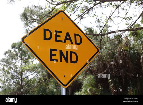 Cul De Sac Dead End Street Sign Hi Res Stock Photography And Images Alamy