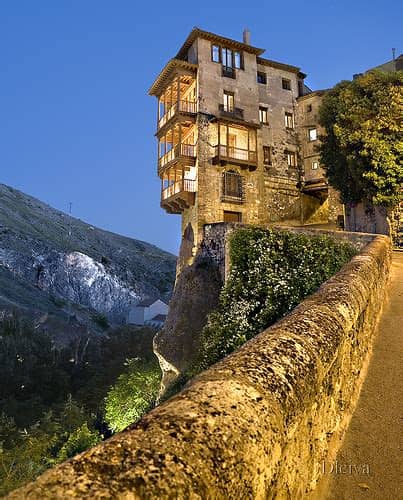 Descarga esta imagen de uso editorial casas colgadas o colgantes de casas en cuenca españa ahora. Casa Colgante de Cuenca - 3viajes