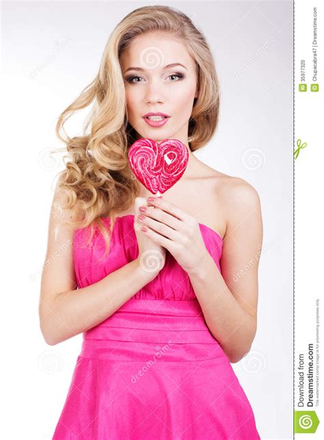 Girl Wearing Pink Dress Vlrengbr
