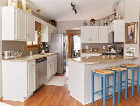 It's amazing how much a fresh coat of paint can transform your room. The Best Way to Paint Your Kitchen Cabinets ...