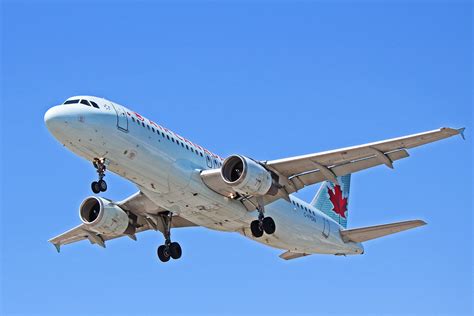 C Fpdn Air Canada Airbus A320 200 In The Skies Since 1992