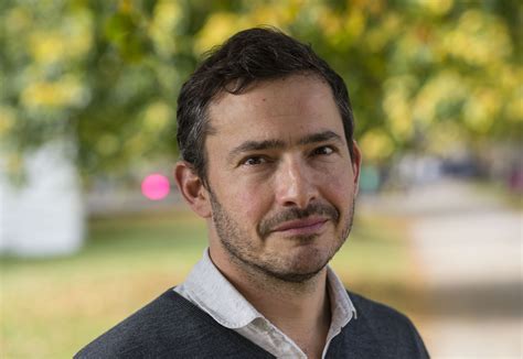 His birthday, what he did before fame, his family life, fun trivia facts, popularity rankings, and more. Giles Coren will host the UK's version of the hit US quiz ...