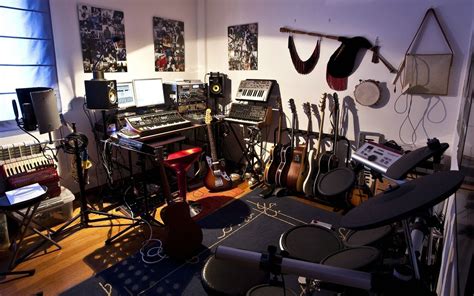 Pin by Adam on Aesthetics | Music studio room, Home studio music, Music ...