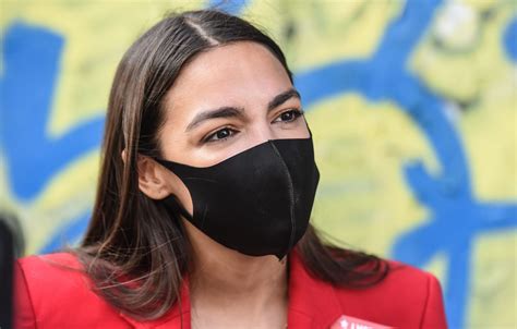 Alexandria Ocasio Cortez Wins First Reelection Primary In Ny Easily