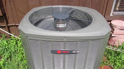 Trane Xr Air Conditioner With Close Up Of Fan Youtube