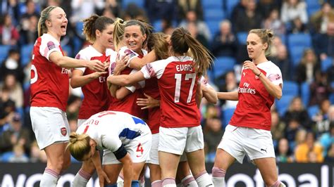 Brighton Hove Albion Women Arsenal Women Gunners Clinch Women S Super League Title