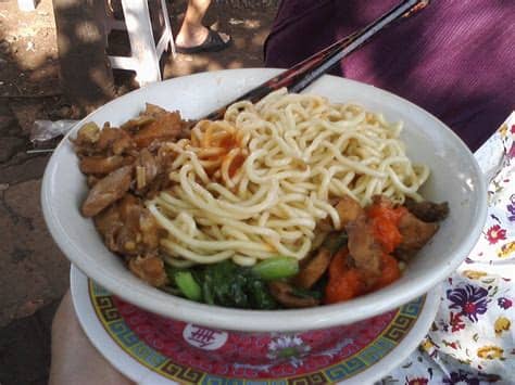 Mie Ayam Simprug Yang Terkenal | thePOWER ofWORDS