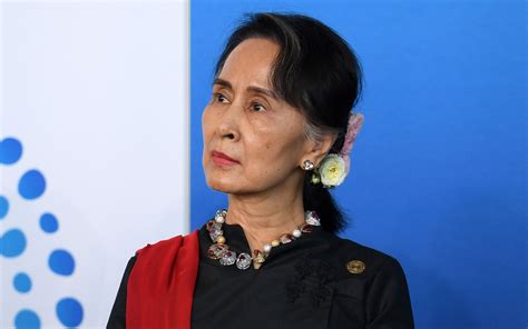 Aung san suu kyi năm lên 6 tuổi. Suu Kyi calls for peace in speech which avoids Rohingya ...