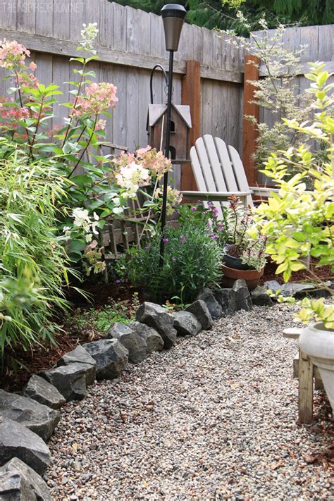 11 Impressive Garden Edging Ideas With Pebbles And Rocks Top Dreamer
