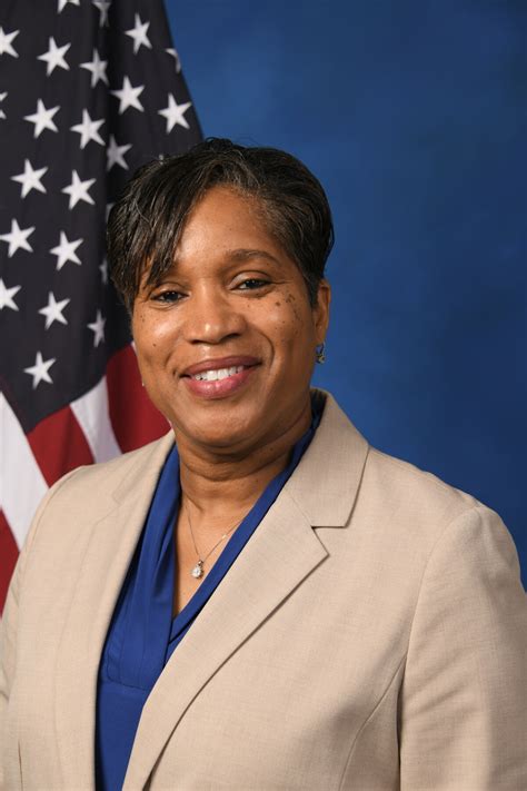 Dc Police Hire Ex Park Police Chief Pamela Smith As Equity Officer The Washington Post