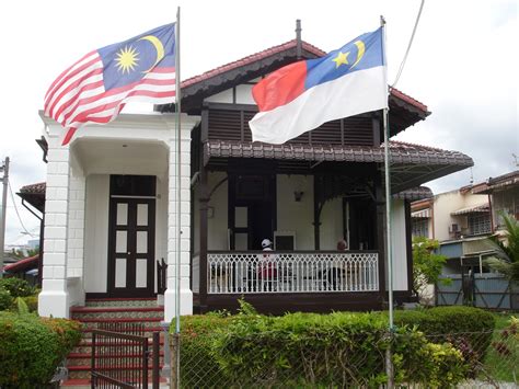 Biogreen perfect pink lady : keindahan rumah warisan melaka siri 2: Senarai Rumah Warisan