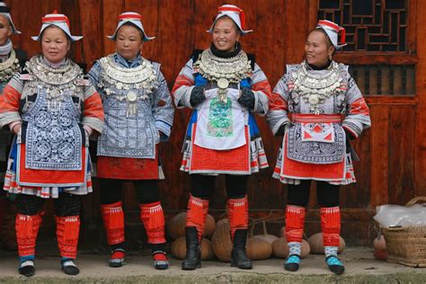 Matang Gejia people in Guizhou | Hmong clothes, Guizhou, Lunar new