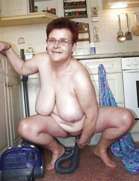 Granny Hot Pussy Posing Nude Grannynudepics