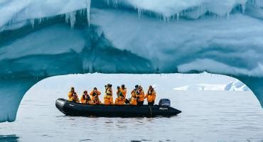 Luxury Arctic Tour Custom Cruises Enchanting Travels