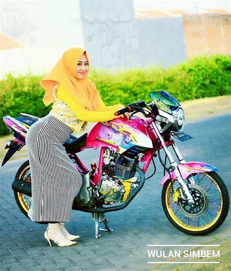 Pin Oleh Rafiq Alharis Di Model Wanita Wanita Terseksi Gaya Hijab