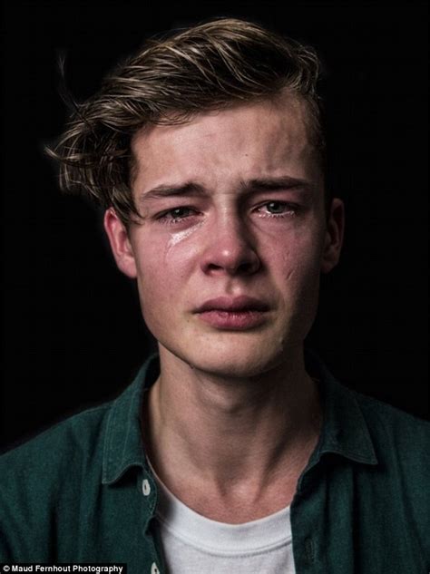 What Sadness And Joy Really Look Like Photographer Captures Men Crying And Women Laughing As