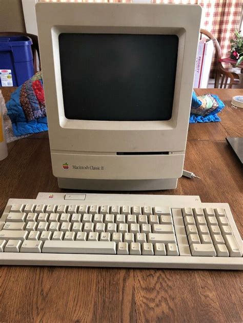 It was priced at $666.66, which is about the worth of $2,690 today. Vintage Apple Macintosh Mac Classic II Computer - Great ...