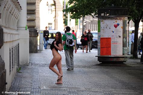 Monalee Prague Sightseeing Naked Nipactivity