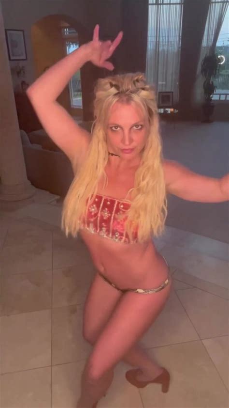 Britney Spears Satanic Panty Dance Of The Day