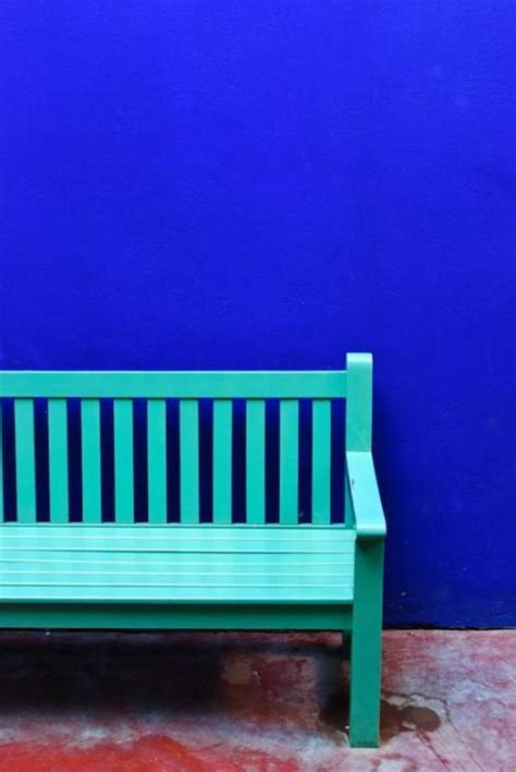 Peinture murale pour exterieur bleu majorelle. A la semaine prochaine ! | Déco bleue, Jardin majorelle, Peinture mur extérieur