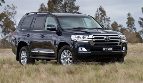 Toyota landcruiser sw gsic (rm0813e) workshop manual. 2016 Toyota LandCruiser 200 Series revealed, October launch confirmed for Australia - Photos (1 ...