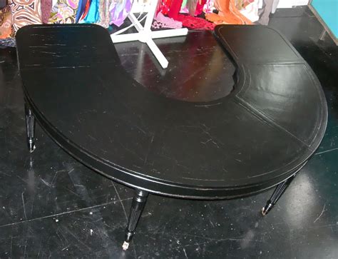 The leaf side table extends the roda outdoor complements proposal, playing in an innovative nature: Vintage Hallmark Furniture Company U-shaped black coffee ...