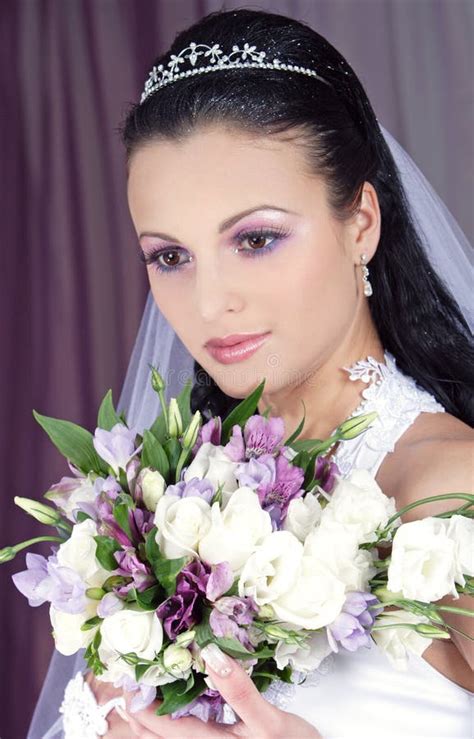 Bride Flowers Stock Photo Image Of Elegance Beautiful 7385506