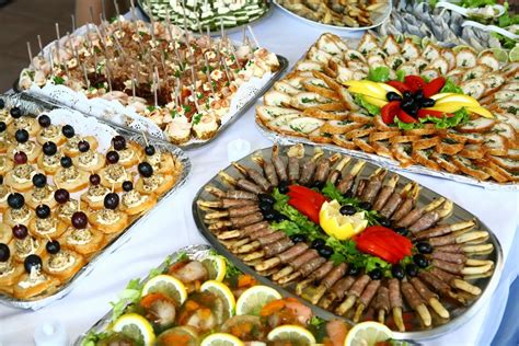 10 Elegant Party Food Ideas For Adults 2023