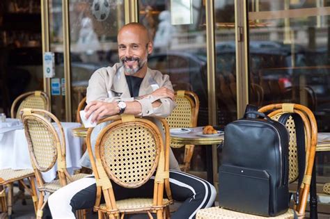 Find pedro crispim's contact information, age, background check, white pages, civil records, marriage history, divorce records, email & criminal records. Estilo de Pedro Crispim notado por famosa marca alemã ...