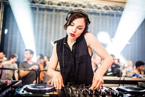The Top 10 Female Djs You Need To Know Global Djs Guide