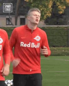 Statistiche e rendimento di erling haaland ➤ borussia dortmund. Tired Running GIFs | Tenor
