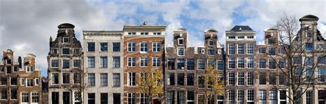 Hardware was transistorised, reliability increased, and standard programming languages were created. Architecture in the Golden Age: a guide through Amsterdam ...