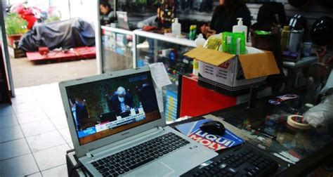 La norma precisa que la devolución de los aportes. Cadem: 86% aprueba retiro del 10% de las AFP y 51% lo usaría para alimentos o insumos básicos ...