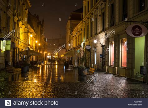 Rainy Night Street Hi Res Stock Photography And Images Alamy