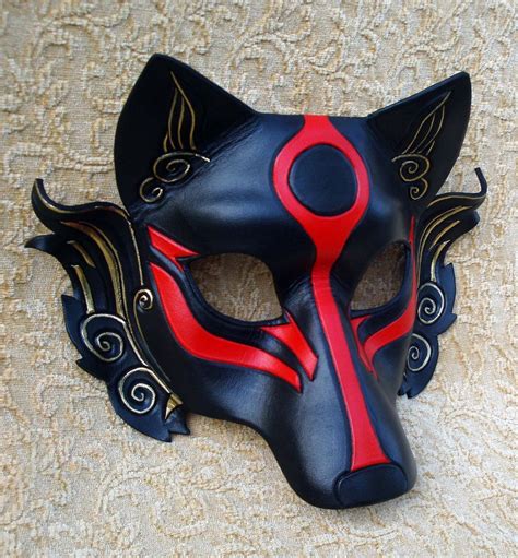 Pin By Abbie Buttry On Prom Masquerade Leather Mask Wolf Mask Okami