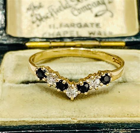 Superb Vintage 9ct Yellow Gold Diamond And Sapphire Wishbone Ring Fully Hallmarked