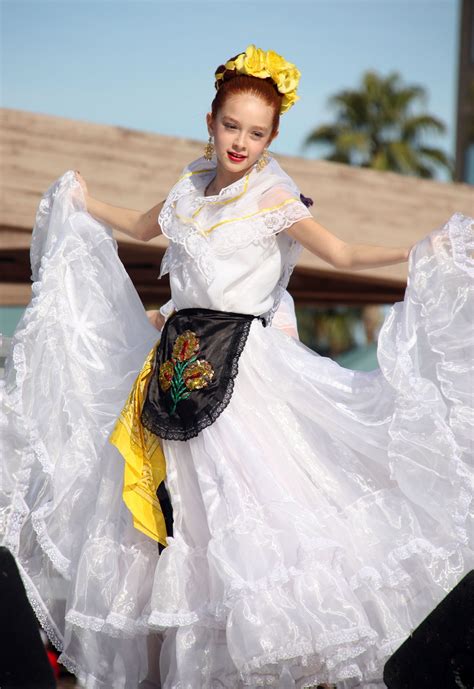 ballet folklorico vestidos mexicanos trajes regionales de mexico ropa mexicana