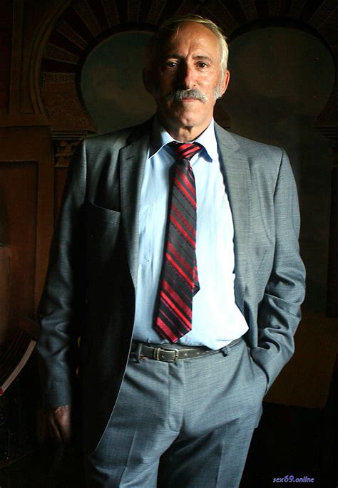 daddy suit bulge pics - Sexy photos