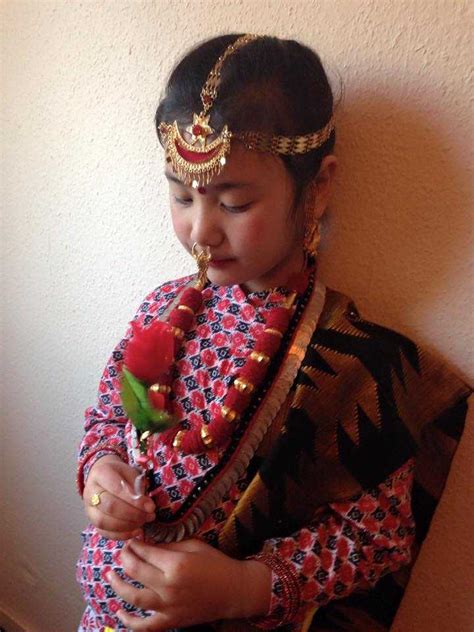 Dresses Of Nepal 7 Beautiful Traditional Nepalese Dresses