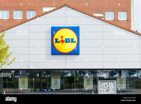 Germany Moenchengladbach April 16 2017 Lidl Supermarket And Logo