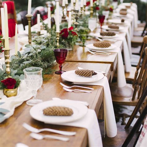 25 Dreamy Tablescapes for a Winter Wedding
