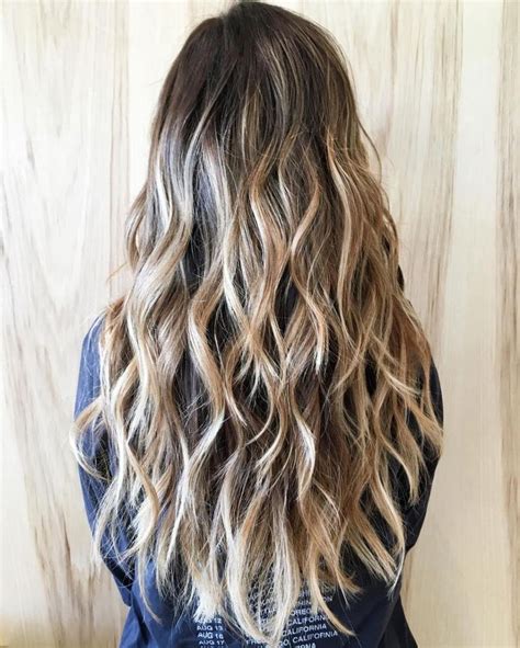 Wavy Choppy Blonde Hairstyle For Long Hair Thick Wavy Hair Long