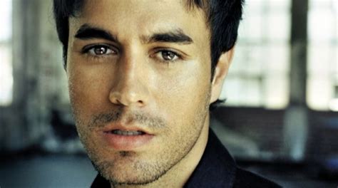 Biografía completa de Enrique Iglesias